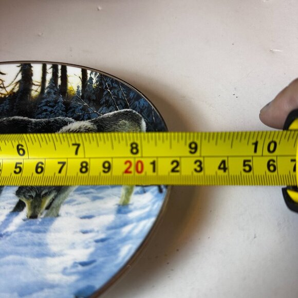 "DECEMBER WATCH BY PERIS CLAYTONWEIRS, DECORATIVE PLATE # 3918 A - Picture 5 of 5